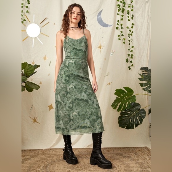 Tie Dye Leaves Print Cami Dress Size 6 NWT - Picture 5 of 9